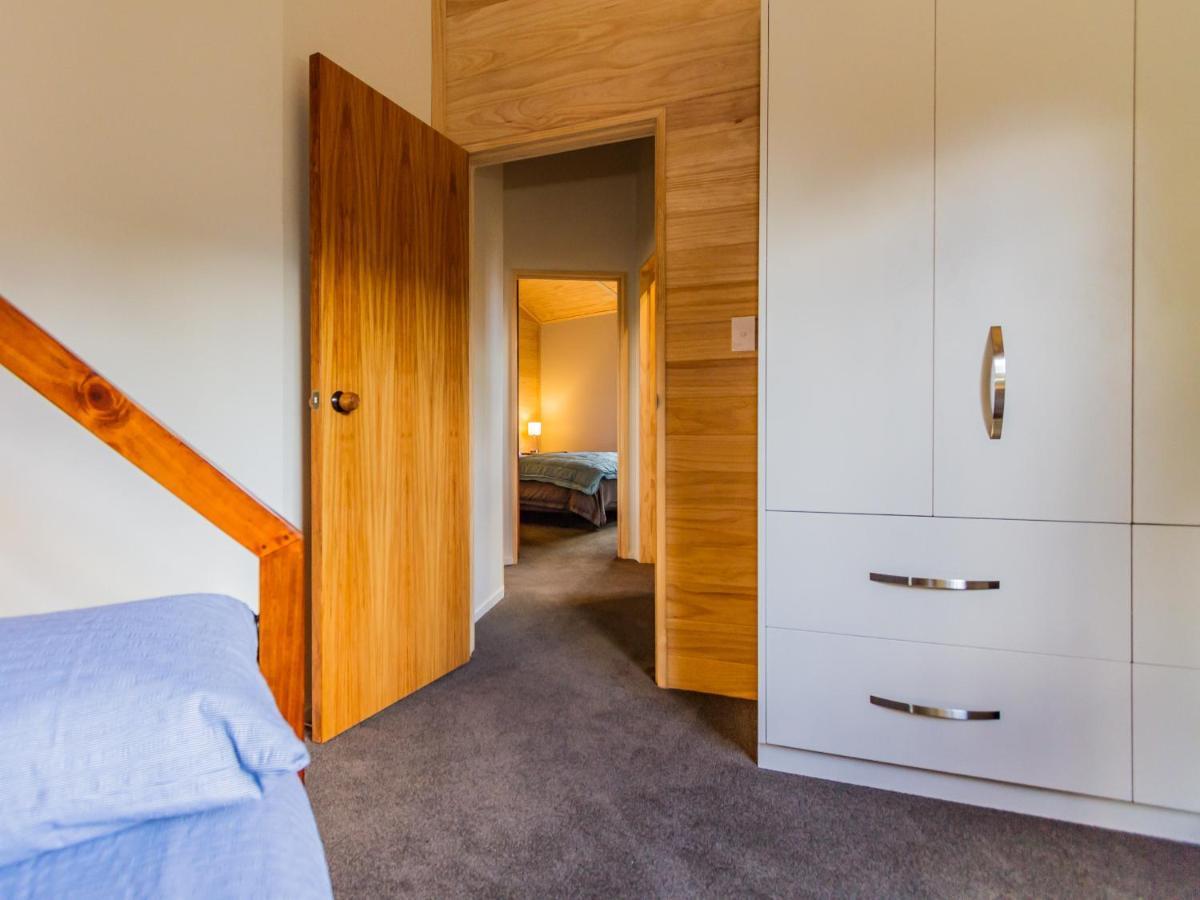 The Snowglobe - Ohakune Modern Yurt Style Chalet ภายนอก รูปภาพ