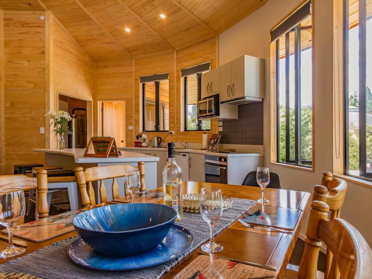 The Snowglobe - Ohakune Modern Yurt Style Chalet ภายนอก รูปภาพ