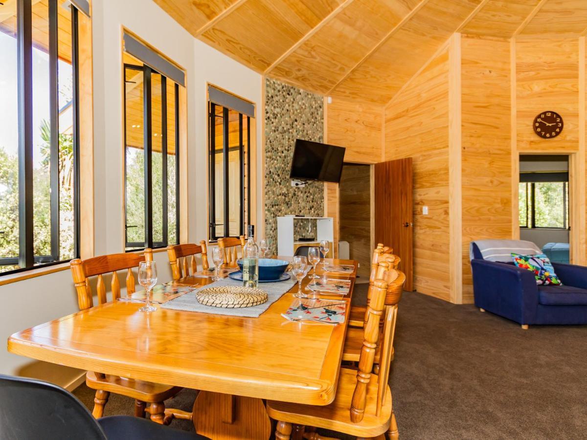 The Snowglobe - Ohakune Modern Yurt Style Chalet ภายนอก รูปภาพ